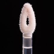 Тени для век жидкие ZOLA x Valentina Lelyukh Silky Matte Tint 02 Moonlight, фото 3