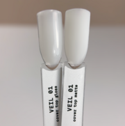 Топ камуфлюючий матовий Biblioteka Matte Cover Top №01 Veil Напівпрозорий молочний 10 мл, фото 3