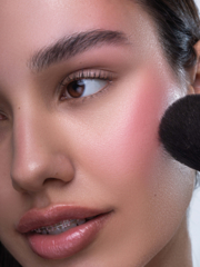 Рум'яна Zola Velvet Blush Glow 03 Cool Peony 8.5 г, фото 7