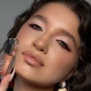 Блиск для губ Elan Guru Lips №01 Sweet Caramel 4 мл, фото 3